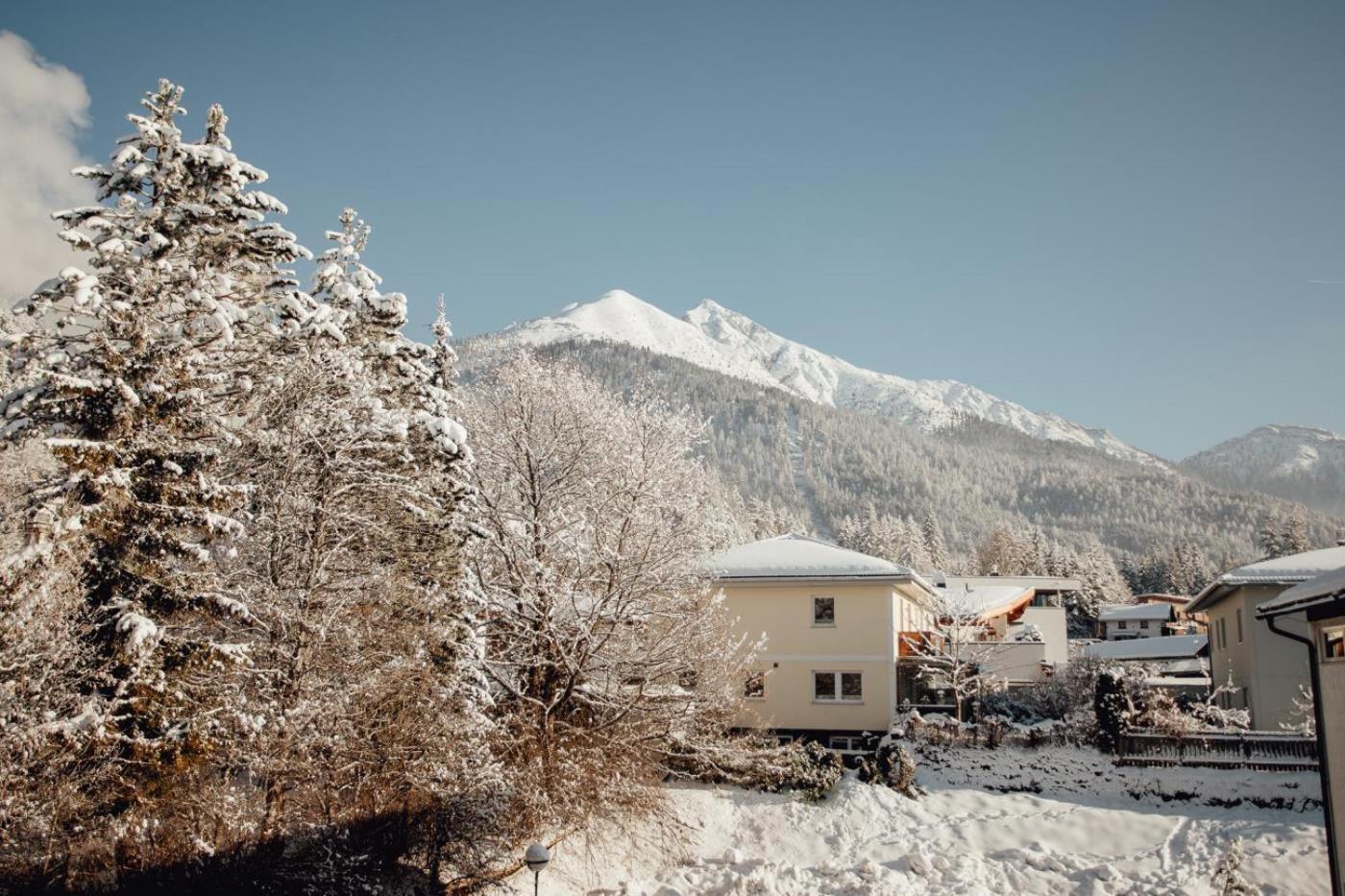 Alpenstadel Mit Hallenbad Und Sauna By Monicare Seefeld in Tirol Buitenkant foto